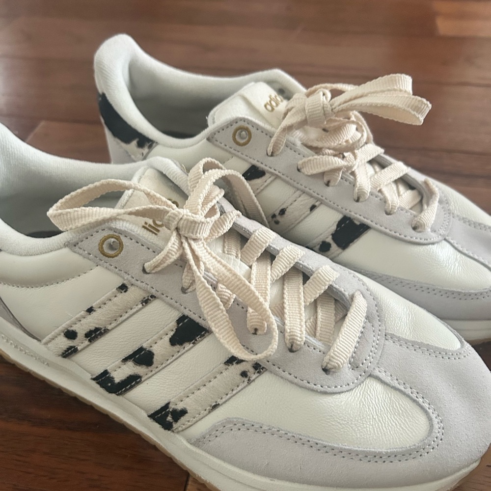 Adidas White and Black Patterned Sneakers